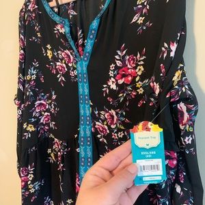 Pioneer Woman Peasant Top